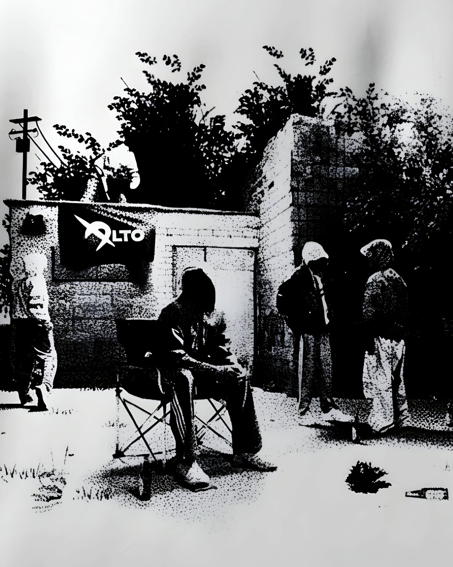 The Waiting Scene Oversized T-shirt