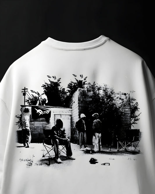 The Waiting Scene Oversized T-shirt